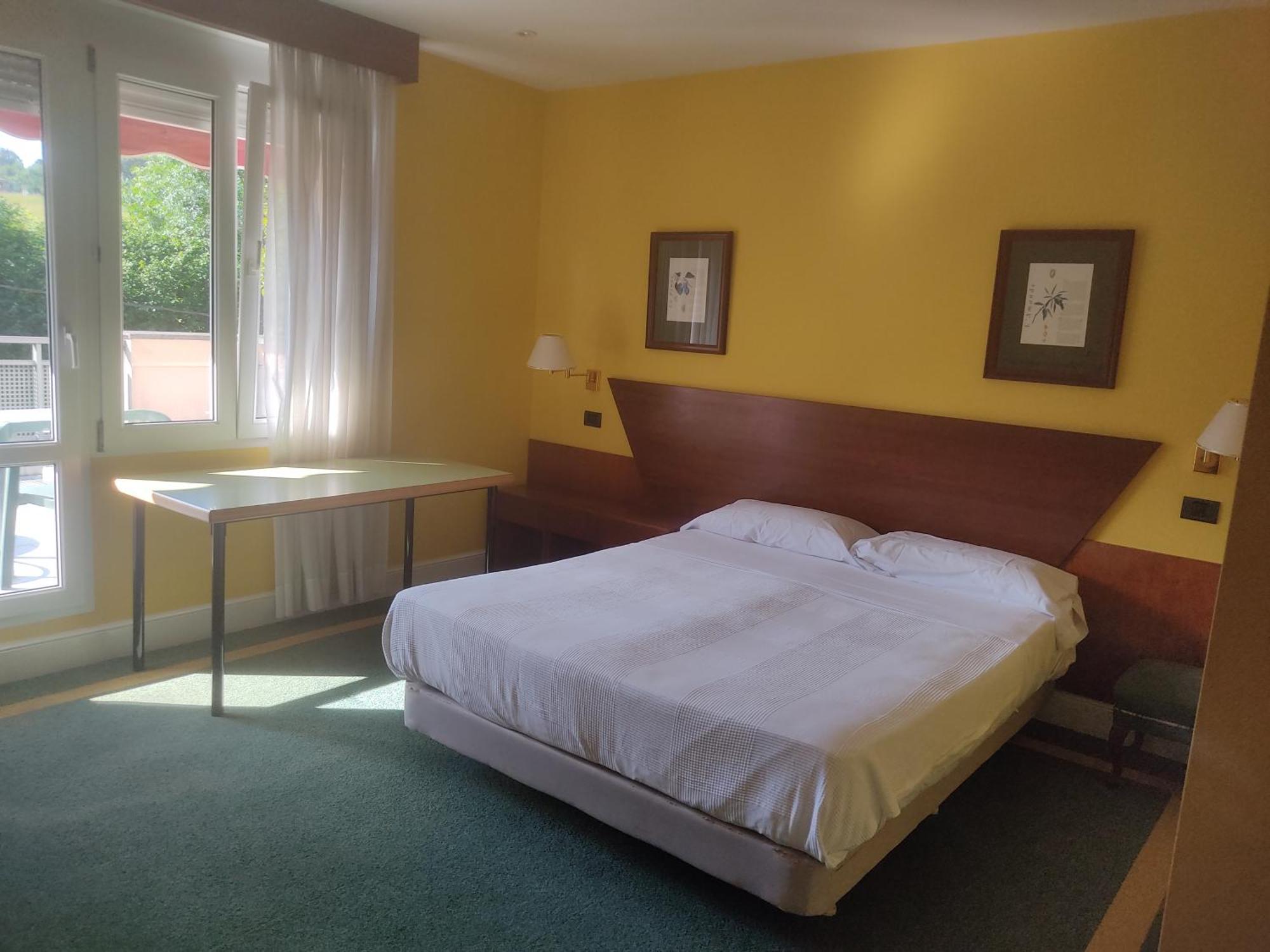Hotel Suite Miono Castro Urdiales Εξωτερικό φωτογραφία